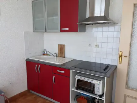 Appartement T4 proche plage et commerces, 80m2, 6 pers, lave-linge, TV - Photo 7