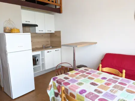 Appartement T2 mezzanine 4/5 pers à 250m de la plage, balcon, vue panoramique - Photo 5