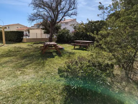 Charmant T2 proche plage à Port-la-Nouvelle, terrasse et parking inclus - Photo 1