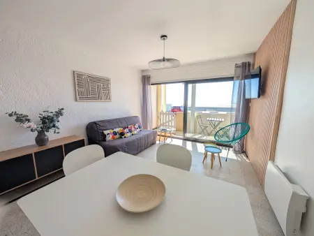 Appartement T2 Front de Mer avec Balcon et Parking – Confort et Activités à Proximité - Photo 2