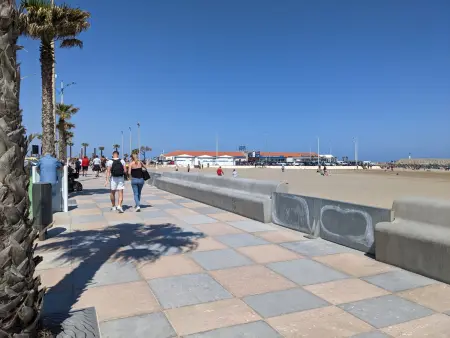 Appartement T2 Front de Mer avec Balcon et Parking – Confort et Activités à Proximité - Photo 18