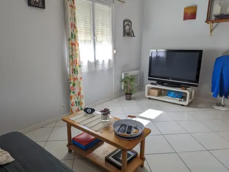 Villa T3 Spacieuse à Port-la-Nouvelle – Jardin, Parking, à 900m de la Plage, Chien Admis - Photo 7