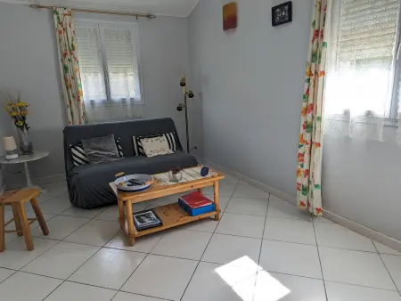 Villa T3 Spacieuse à Port-la-Nouvelle – Jardin, Parking, à 900m de la Plage, Chien Admis - Photo 8