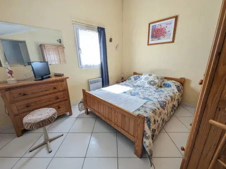 Villa T3 Spacieuse à Port-la-Nouvelle – Jardin, Parking, à 900m de la Plage, Chien Admis - Photo 10