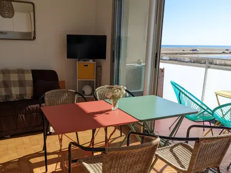 Bel appartement T2 climatisé avec piscine et parking à 250m de la plage - Photo 3
