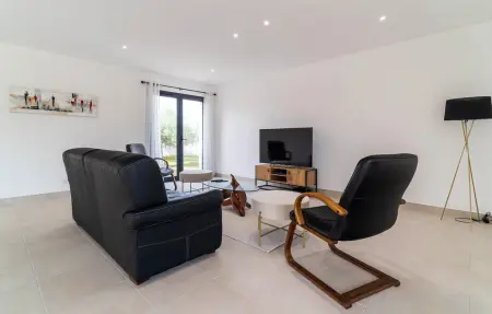 Maison 6 personnes à Bellegarde - Photo 2