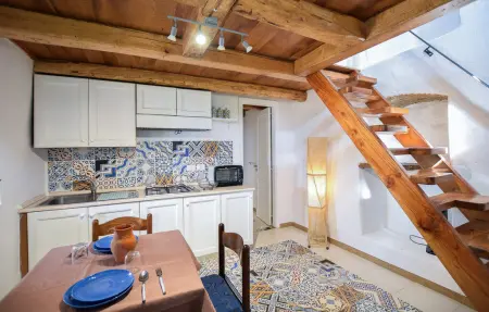 Maison 2 personnes à Longobardi - Photo 1