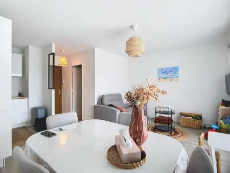 Appartement cosy pour 4, à 2 pas de la plage avec balcon ! - Photo 2