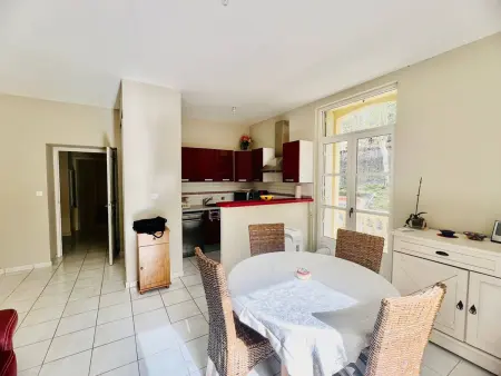 Charmant F2 avec balcon, centre-ville, 2 pers, proche cures, animaux admis - Photo 7
