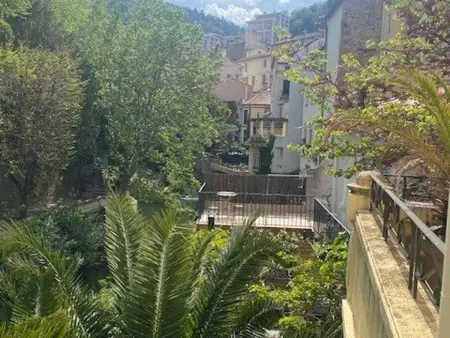 Charmant F2 avec balcon, centre-ville, 2 pers, proche cures, animaux admis - Photo 9