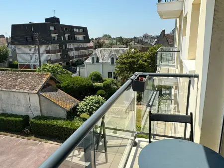 Studio Central à Cabourg avec Balcon, Wifi Gratuit & Parking - Photo 3