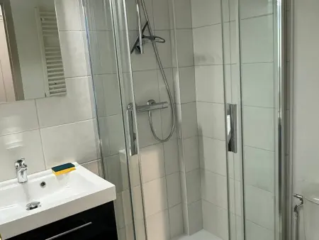 Studio Central à Cabourg avec Balcon, Wifi Gratuit & Parking - Photo 9