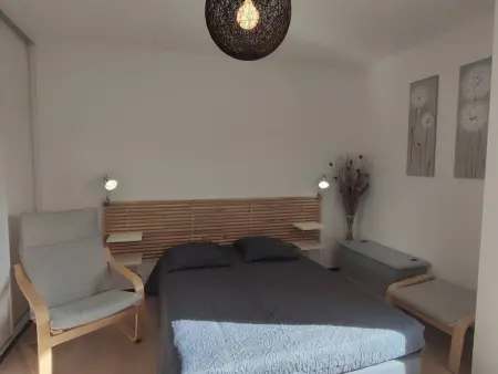 Studio 2 étoiles avec loggia et proche des thermes - Photo 8