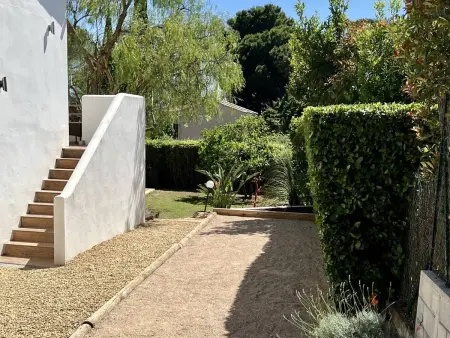 Bas de villa avec piscine privée, grande terrasse, proche village et plage, BBQ, terrain de pétanque - Photo 19