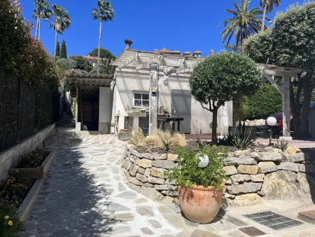 Bas de villa avec piscine privée, grande terrasse, proche village et plage, BBQ, terrain de pétanque - Photo 20