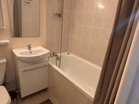 Studio Cabine 21m², 5 pers - Près commerces Les Angles - Photo 11