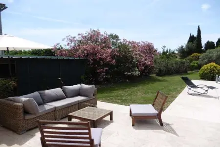 Ferienhaus in Maillane, Charmante maison avec piscine privée, Maillane - Photo 2
