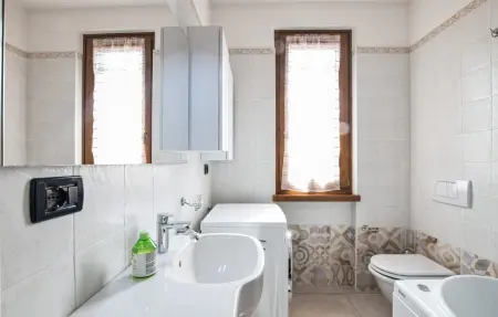 Casa Erica, Appartement 5 personnes à Albarè di Costermano - Photo 10