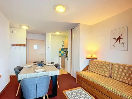 Appartement lumineux, accès ski aux pieds, balcon - Photo 2