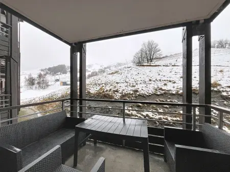Appartement lumineux, accès ski aux pieds, balcon - Photo 12