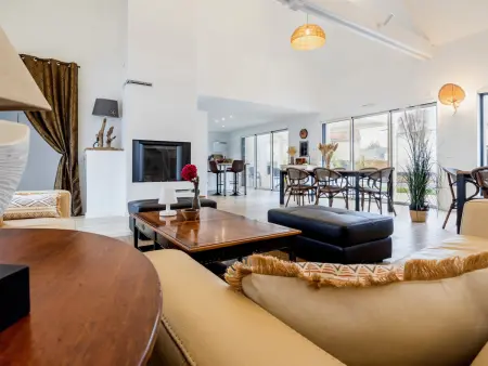 Villa d'Exception avec Piscine, Spa et Salle de Cinéma à 50m de la Plage, Capacité 14 pers. - Photo 8
