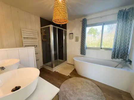 Maison rénovée, proche océan, calme, terrasses et jardin – La Forêt-Fouesnant - Photo 23