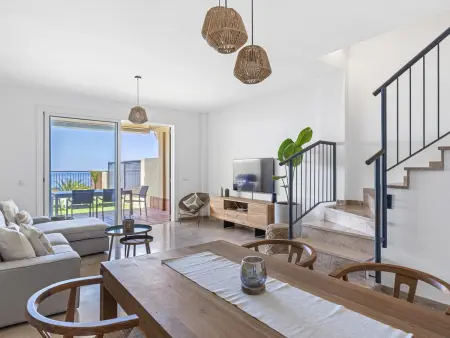 Charmante maison de ville à Los Gigantes avec piscine et Wi-Fi - Photo 2