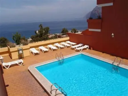 Confort Moderne avec Terrasse et Piscine sur le Toit - Photo 1