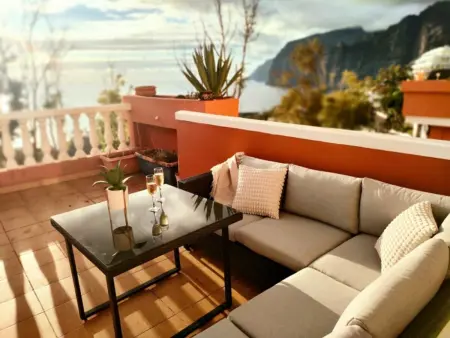 Confort Moderne avec Terrasse et Piscine sur le Toit - Photo 5