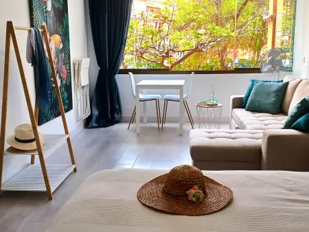 Studio confortable avec piscine commune et jardin à Los Cristianos - Photo 12