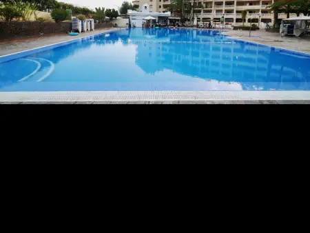 Studio confortable avec piscine commune et jardin à Los Cristianos - Photo 15