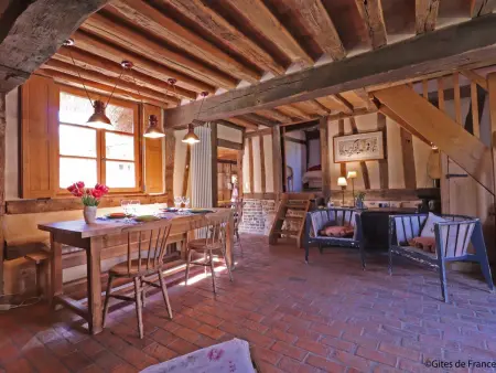 Chaumière typique avec cheminée et jardin, animaux acceptés - Photo 1