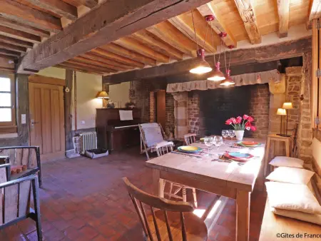 Chaumière typique avec cheminée et jardin, animaux acceptés - Photo 14