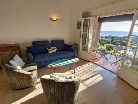 Appartement avec mezzanine et piscine, animaux acceptés, parking privé à Sainte-Maxime - Photo 5