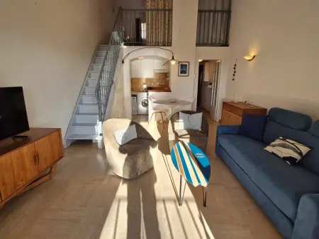 Appartement avec mezzanine et piscine, animaux acceptés, parking privé à Sainte-Maxime - Photo 10