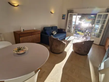 Appartement avec mezzanine et piscine, animaux acceptés, parking privé à Sainte-Maxime - Photo 12