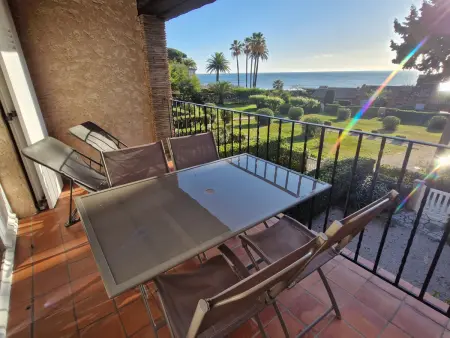 Appartement avec mezzanine et piscine, animaux acceptés, parking privé à Sainte-Maxime - Photo 21