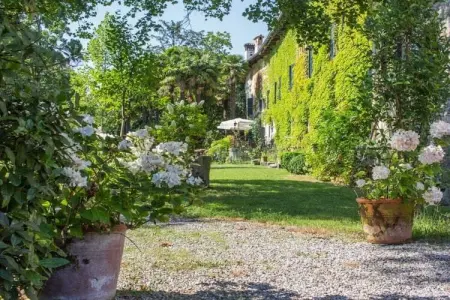 77063, Artuico  avec jardin dans le château - Photo 19