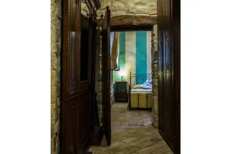 77063, Artuico  avec jardin dans le château - Photo 34