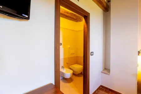 Iris, Ferme italienne avec piscine - Photo 17