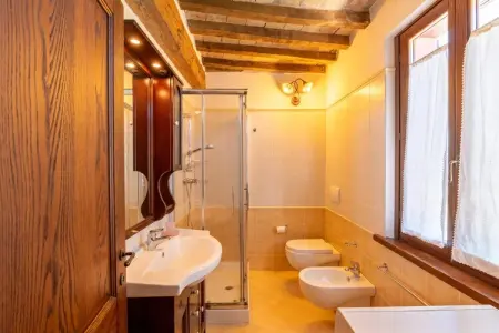 Iris, Ferme italienne avec piscine - Photo 22