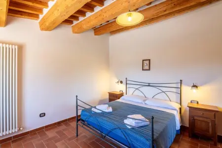 Tulipano, Appartement dan maison de campagne avec piscines - Photo 4