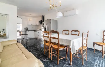 Maison 4 personnes à Chateaurenard - Photo 4