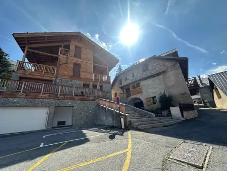 Appartement neuf, cosy avec poêle, 2 terrasses - Vars - Photo 12