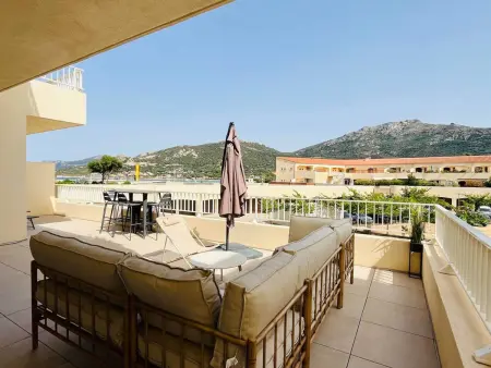 Appartement 3 pièces pour 6 personnes, à 200m de la plage, terrasses et parking, entièrement climatisé - Photo 23