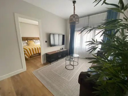 Appartement lumineux et moderne au cœur de Santander, proche gares et centre-ville, très calme. - Photo 3