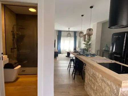 Appartement lumineux et moderne au cœur de Santander, proche gares et centre-ville, très calme. - Photo 8