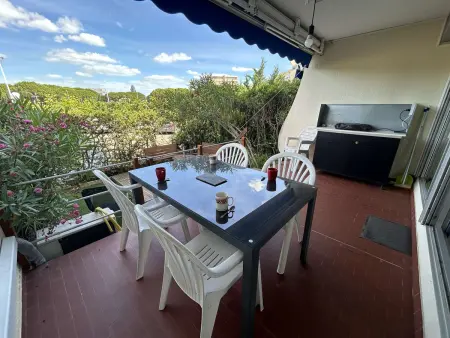 Appartement avec Piscine, Terrasse et Climatisation - 5 Couchages - Grau-du-Roi - Photo 3