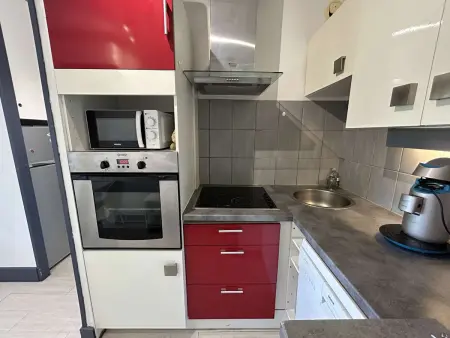 Appartement avec Piscine, Terrasse et Climatisation - 5 Couchages - Grau-du-Roi - Photo 8