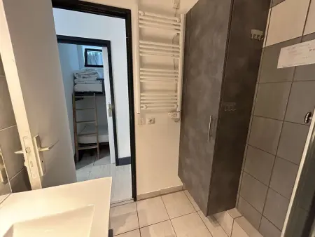 Appartement avec Piscine, Terrasse et Climatisation - 5 Couchages - Grau-du-Roi - Photo 19